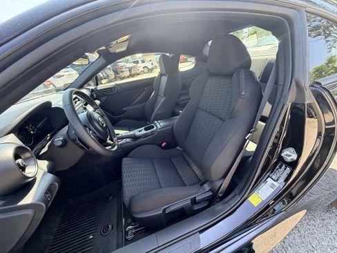 Used 2025 Toyota GR86 RWD image 40