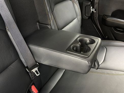 Used 2025 Jeep Wrangler Unlimited Sahara w/ Safety Group image 45