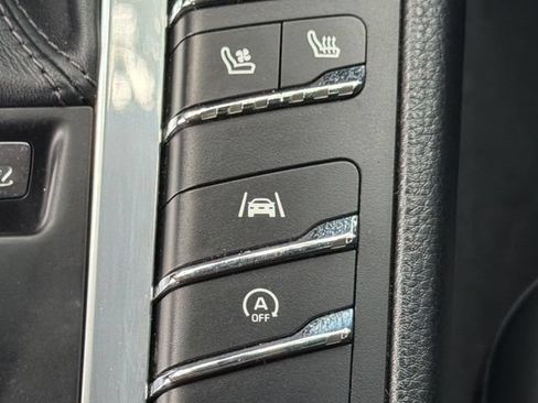 Used 2019 Porsche Macan AWD/4WD image 21