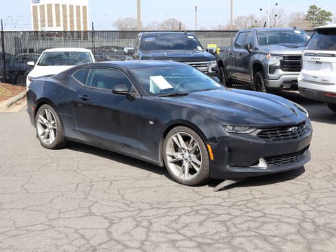 Used 2021 Chevrolet Camaro LT w/ RS Package image 2
