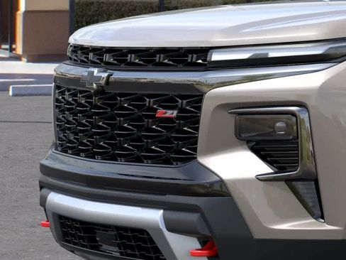 New 2027 Chevrolet Traverse Z71 AWD/4WD image 12