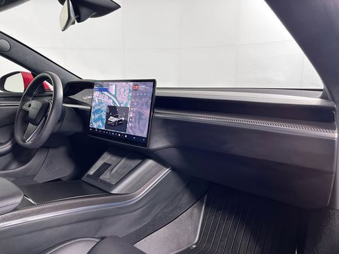Used 2023 Tesla Model S Plaid image 25