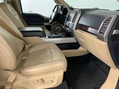 Used 2015 Ford F150 Lariat w/ Equipment Group 502A Luxury AWD/4WD image 19