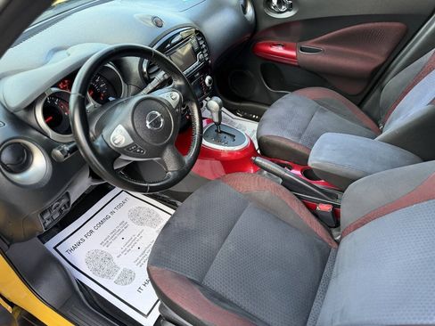 Used 2015 Nissan Juke SV w/ Cold Weather Package AWD/4WD image 10