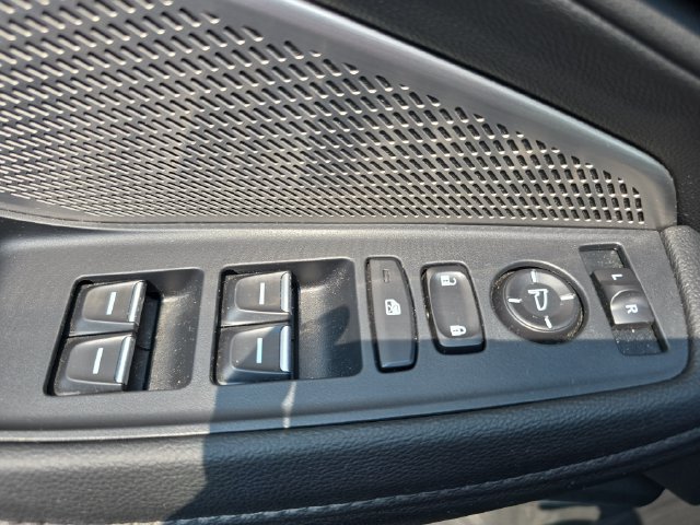 Used 2024 Acura MDX FWD image 27