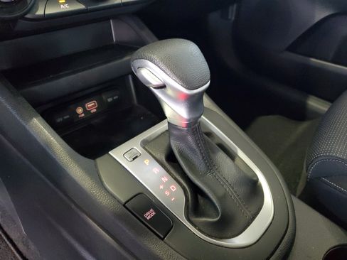 Used 2020 Kia Forte LXS FWD image 29