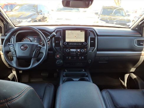 Used 2024 Nissan Titan PRO-4X w/ Pro-4x Convenience Package image 16