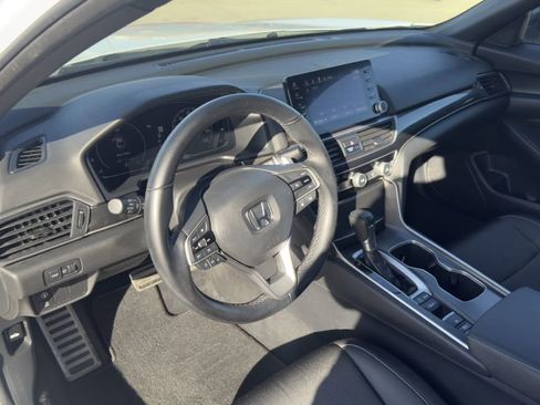 Used 2022 Honda Accord Sport image 12