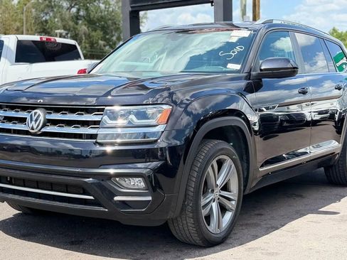 Used 2018 Volkswagen Atlas SE image 2