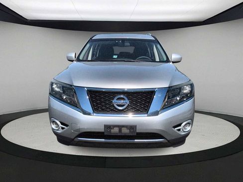 Used 2014 Nissan Pathfinder SV AWD/4WD image 3