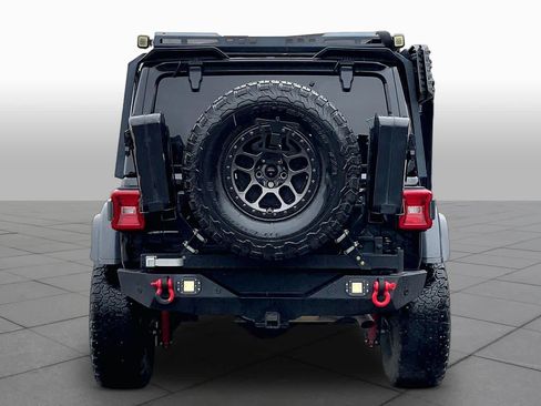 Used 2021 Jeep Wrangler Unlimited Rubicon w/ Xtreme Recon 35" Tire Package AWD/4WD image 5