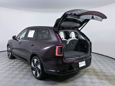 Used 2025 Volvo EX90 Ultra AWD/4WD image 35