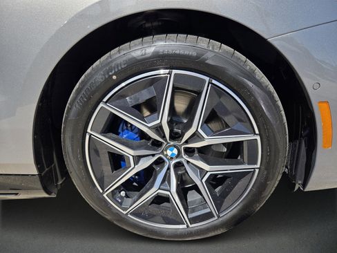 New 2026 BMW i5 eDrive40 w/ M Sport Package RWD image 7