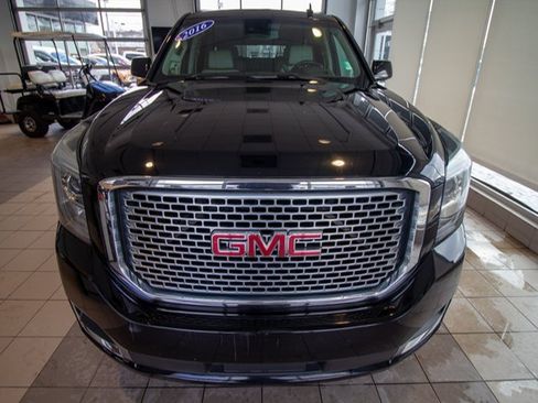 Used 2016 GMC Yukon XL Denali w/ Open Road Package image 3