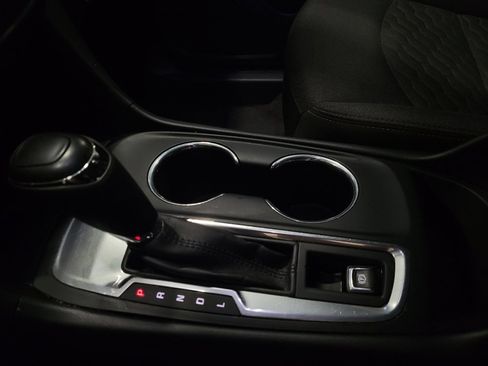 Used 2020 Chevrolet Equinox LT image 26