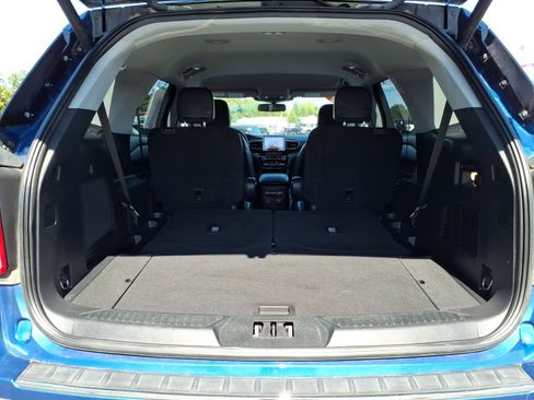 Used 2022 Ford Explorer Limited AWD/4WD image 14