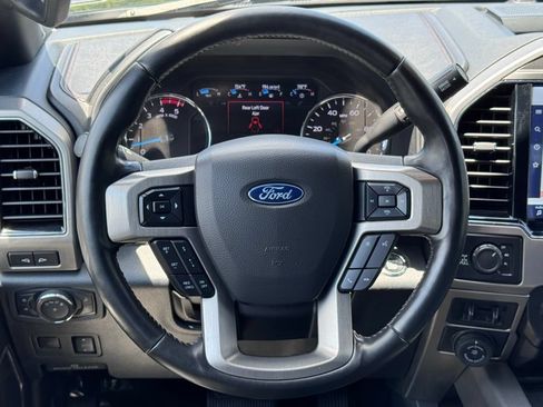 Used 2022 Ford F350 Platinum AWD/4WD image 9