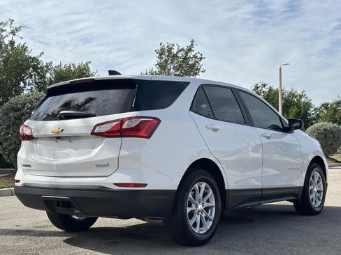 Used 2020 Chevrolet Equinox LS w/ LS Convenience Package image 13