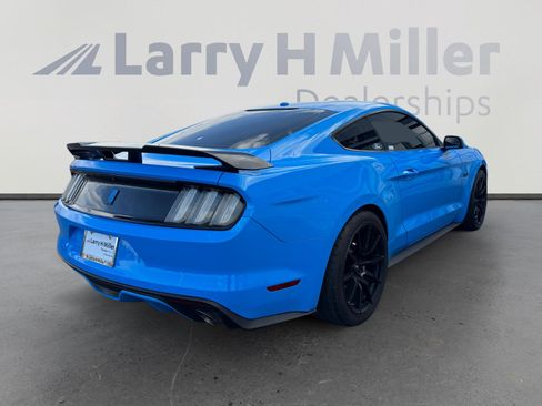 Used 2017 Ford Mustang GT Premium w/ Equipment Group 401A image 5