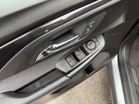 Used 2021 Chevrolet TrailBlazer LT w/ Convenience Package image 38