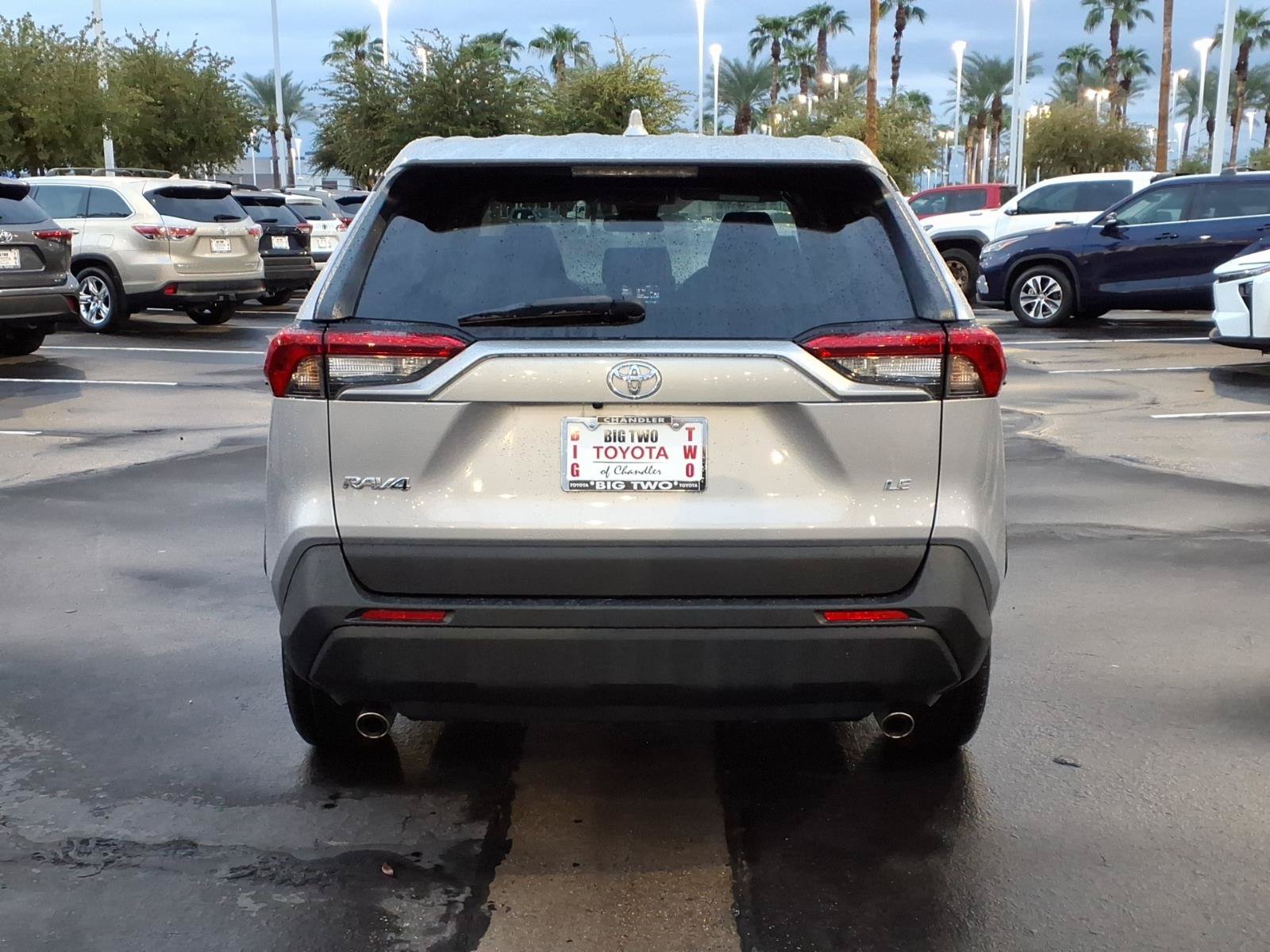 Certified 2022 Toyota RAV4 LE FWD image 5