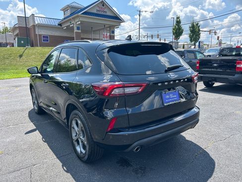 Certified 2024 Ford Escape ST-Line w/ Tech Pack #1 AWD/4WD image 11