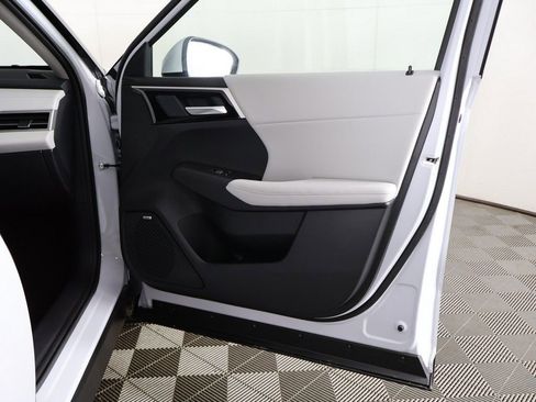 New 2026 Mitsubishi Outlander SE AWD/4WD image 25