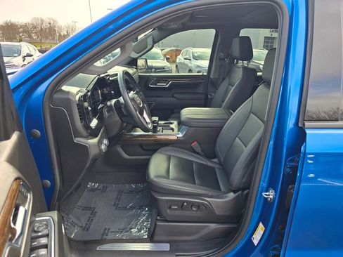 Certified 2024 GMC Sierra 1500 Elevation w/ Elevation Premium Package AWD/4WD image 18