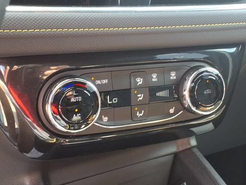 Certified 2025 Chevrolet TrailBlazer ACTIV w/ Convenience Package AWD/4WD image 19