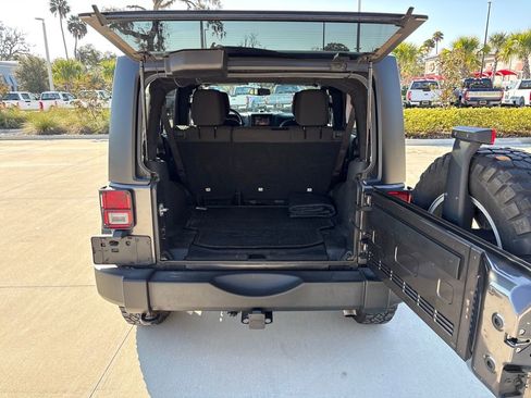 Used 2017 Jeep Wrangler Unlimited Sport w/ Quick Order Package 24S image 28