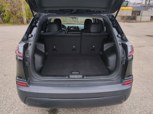 Certified 2020 Jeep Cherokee Latitude Plus image 33