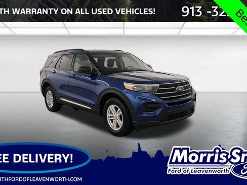 Used 2023 Ford Explorer XLT AWD/4WD image 1