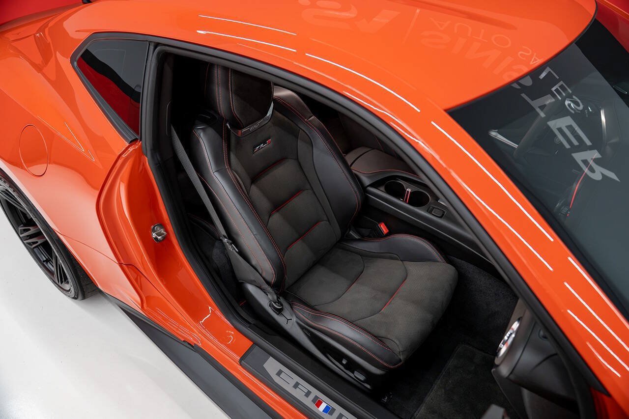 Used 2019 Chevrolet Camaro ZL1 RWD image 63