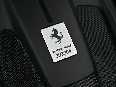 Used 2024 Ferrari Roma RWD image 31