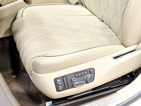 Used 2015 Bentley Flying Spur W12 AWD/4WD image 13