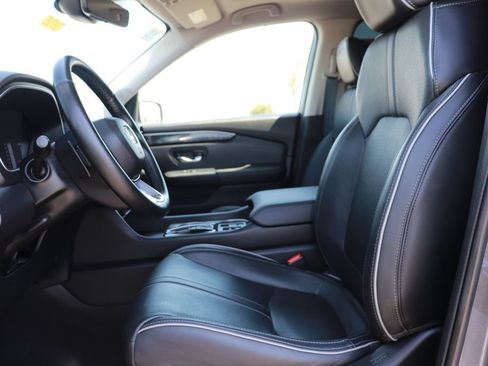 Used 2023 Honda Pilot Elite image 12