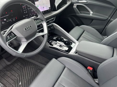 New 2025 Audi Q5 Premium Plus AWD/4WD image 9