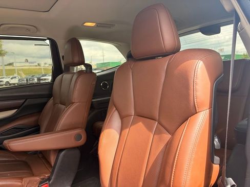 Used 2020 Subaru Ascent Touring w/ Popular Package #3 AWD/4WD image 30