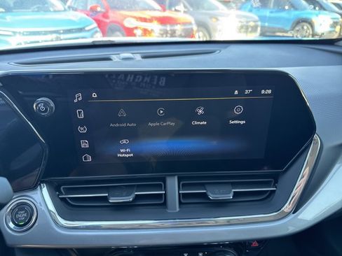 New 2026 Chevrolet Trax LT image 20