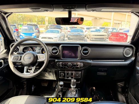 Used 2023 Jeep Wrangler Unlimited Sahara w/ Cold Weather Group AWD/4WD image 37