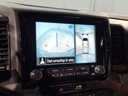 Used 2022 Nissan Frontier Pro-X image 30