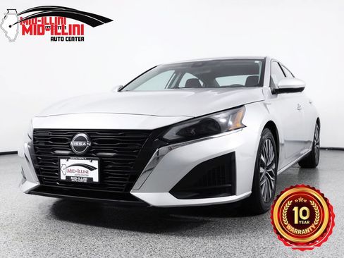 Used 2023 Nissan Altima 2.5 SV FWD image 1