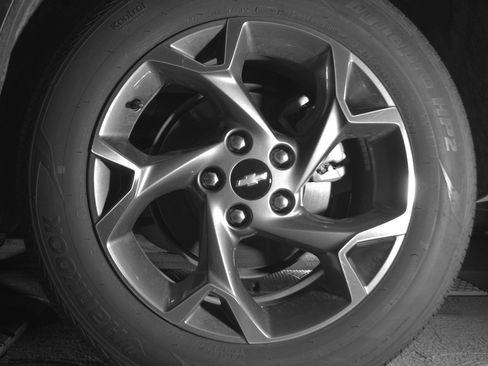 Used 2025 Chevrolet Trax LT FWD image 14