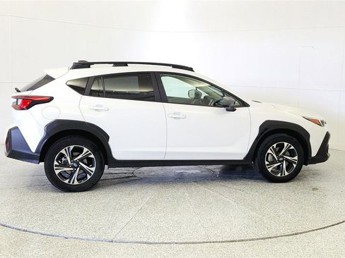 Used 2025 Subaru Crosstrek 2.0i Premium AWD/4WD image 8