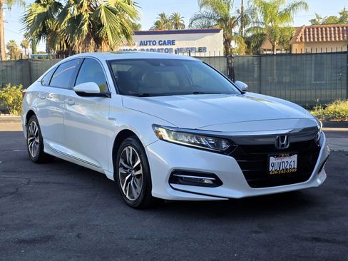 Used 2018 Honda Accord EX-L image 2