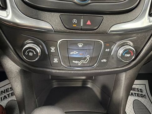 Used 2023 Chevrolet Equinox LT AWD/4WD image 34