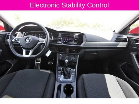 Used 2019 Volkswagen Jetta S image 10