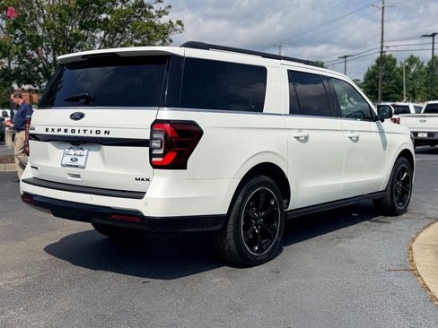 Certified 2023 Ford Expedition Max Limited RWD image 7