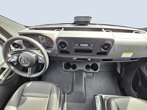 New 2026 Mercedes-Benz Sprinter 2500 image 13