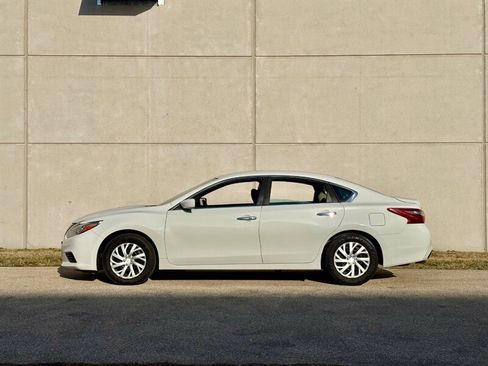 Used 2018 Nissan Altima 2.5 S w/ S Convenience Package image 6